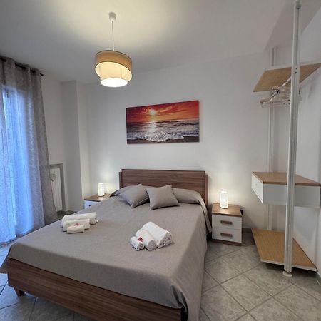 La Dimora Del Principe Apartment Bari Luaran gambar